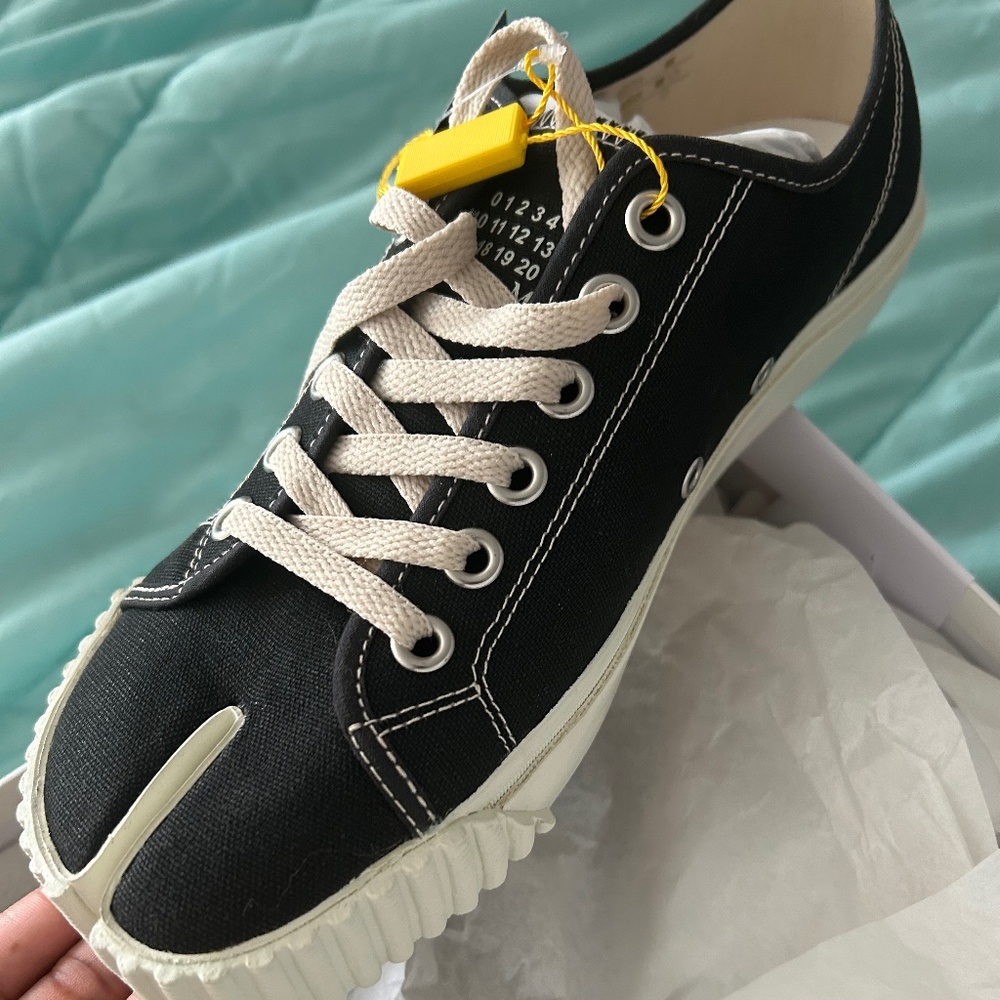 Maison Margiela Tabi Sneakers